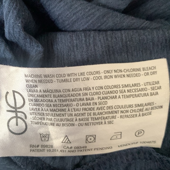 G.H. BASS & CO. Men's Blue Polo Shirt - Picture 7 of 7